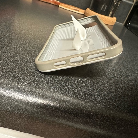 IPhone 12 Pro Max Loopy case - Picture 8 of 11